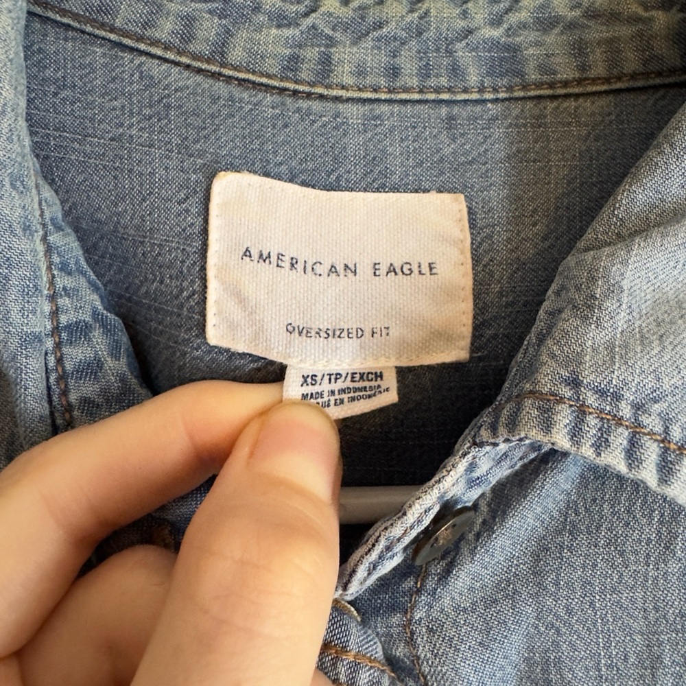 American Eagle Soft Denim Jacket - Picture 2 of 5